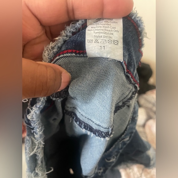 Jean shorts - Picture 3 of 3